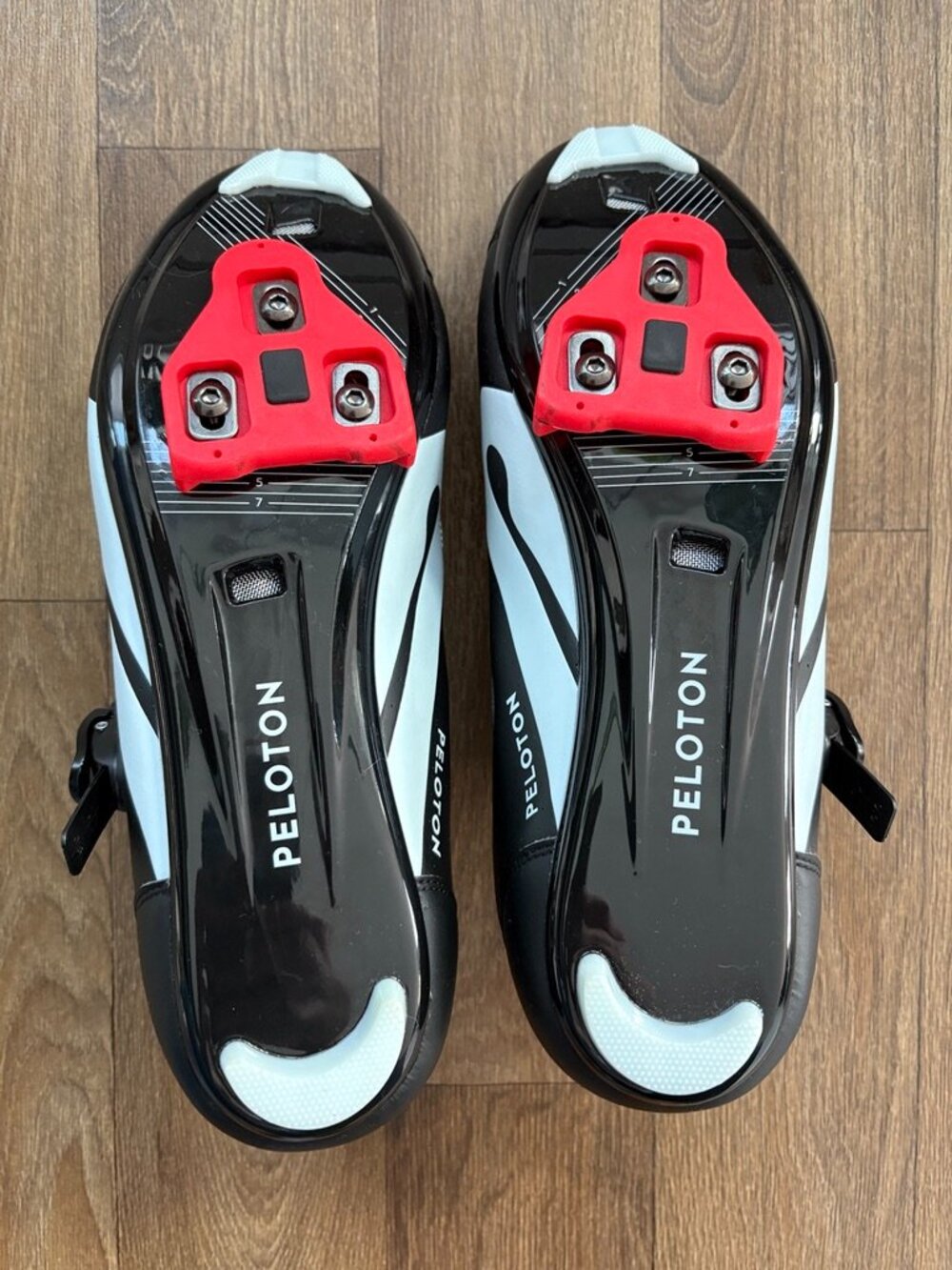 New Peloton Cycling Shoes - Picture 4 of 4